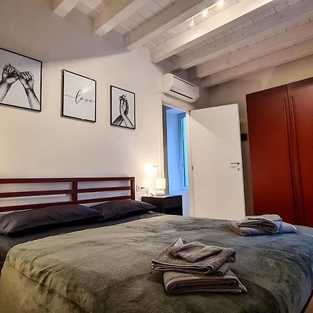 Porta Nuova Modern Apartment In The Center - 4 ベルガモ エクステリア 写真